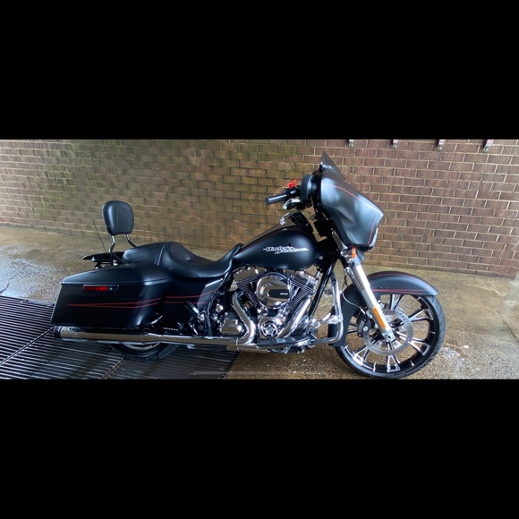 Meet your Posher, James - Picture 3 of 3